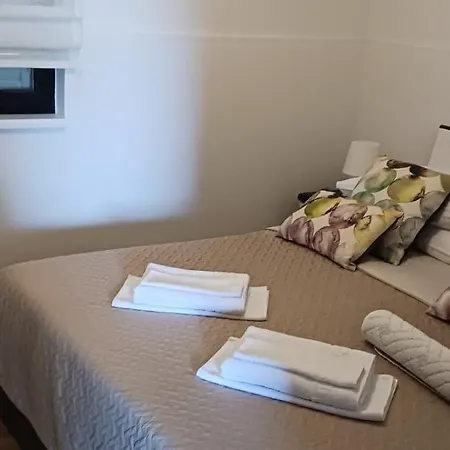 Apartment Kolic Rab Town