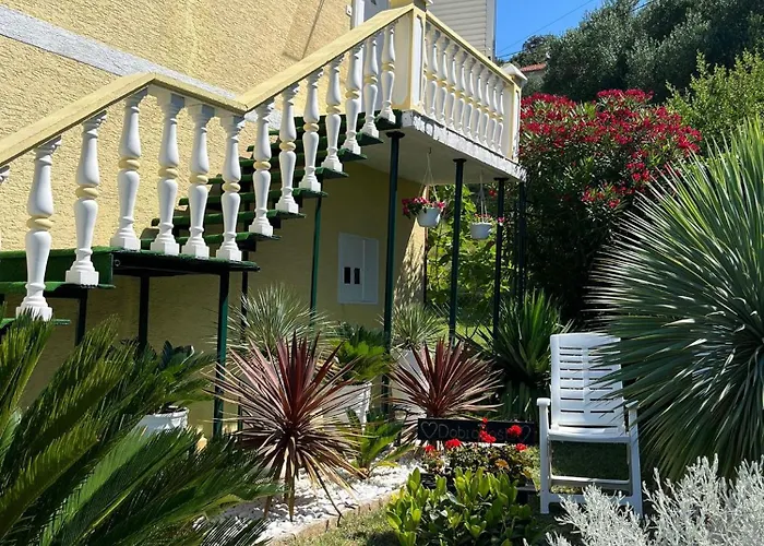 Apartment Kolic Rab Town
